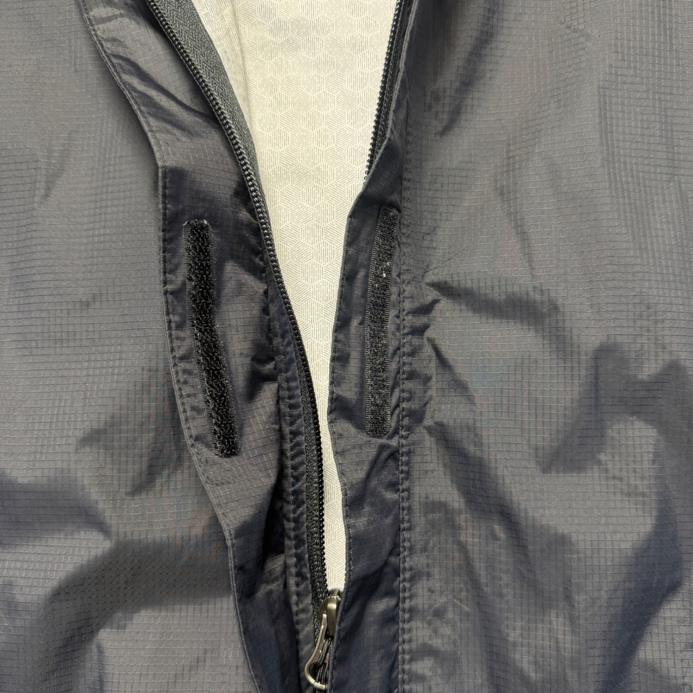The North Face DryVent Rain Jacket Womens Black Hooded Waterproof Pit Zips Shell - Picture 5 of 12